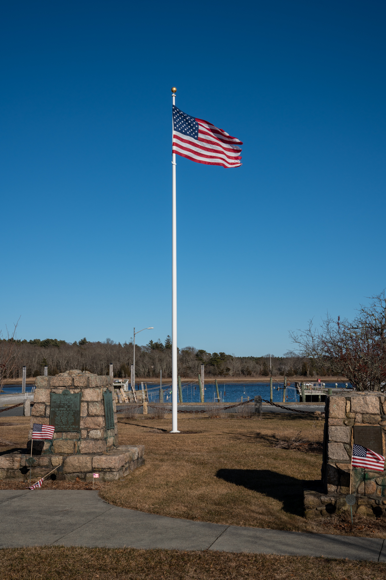 Zeus Fiberglass Flagpoles
